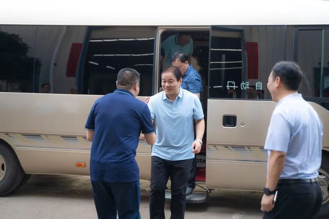 衡陽市委副書記、市長朱健一行赴朝陽集團進行考察